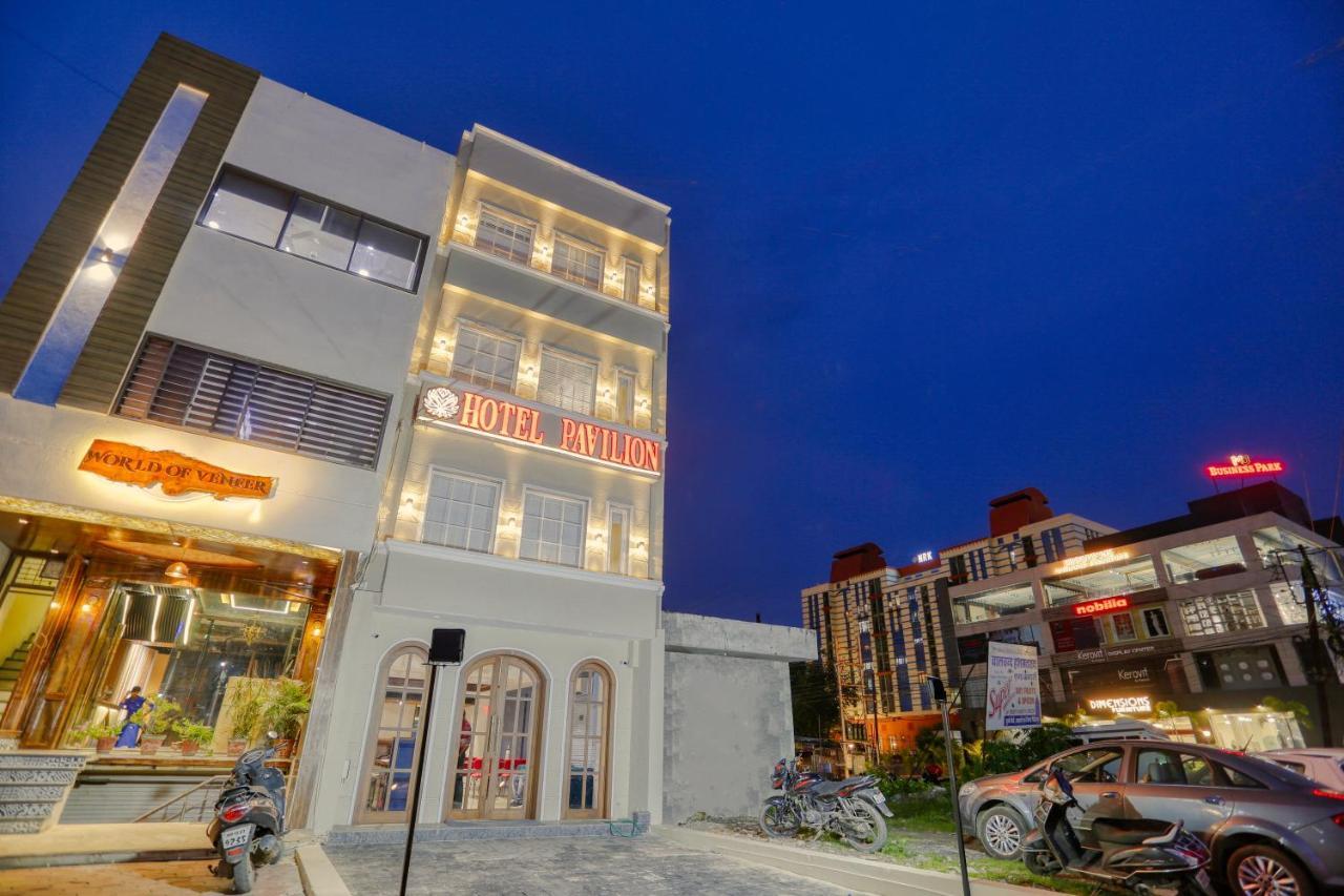 Hotel Pavilion Indore Exterior foto
